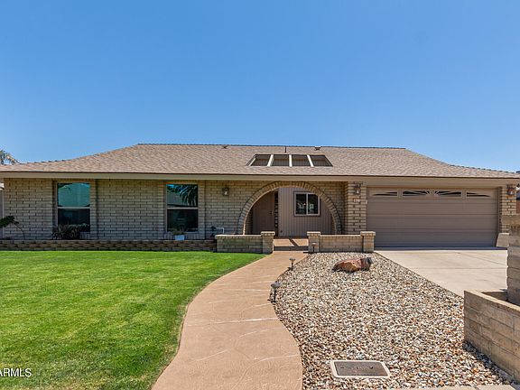 2nd image of 4011 W VOLTAIRE Avenue