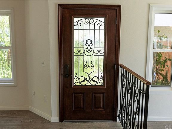 4th image of 515 N Park Springs Ct
