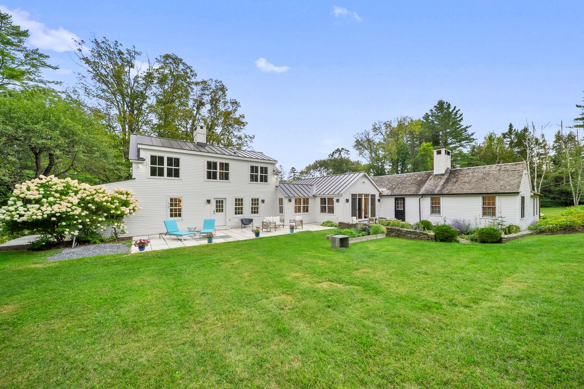 next background image