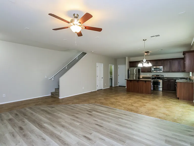 4113 E Tulsa St — Photo 6
