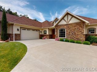 401 Country Ridge Dr, Camdenton, MO 65020