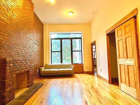 4th image of 318 W 105th St #2CC