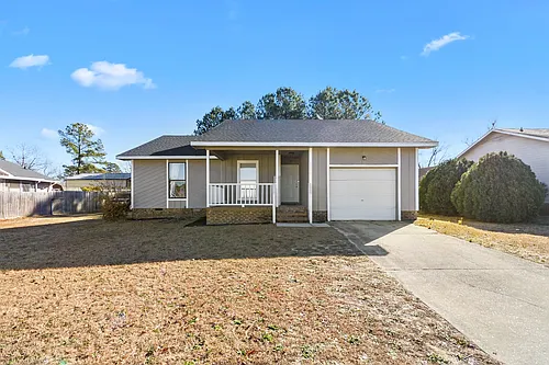 6866 Kingsgate Dr Photo 1