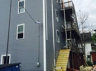 53 Chestnut St, Spencer, MA 01562