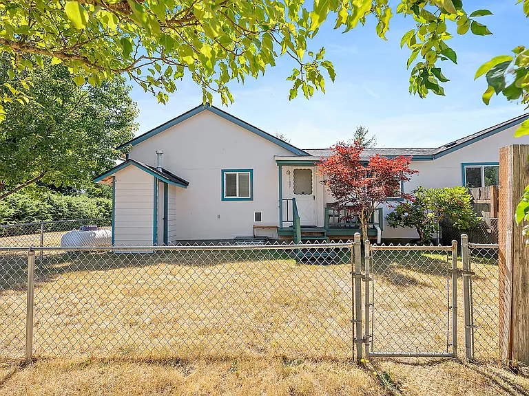16920 Flume Rd SE #ADU — Photo 8