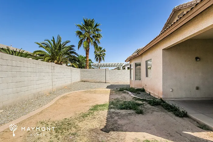 13932 N 146th Ct — Photo 11