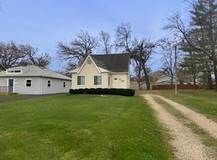26401 W Prospect Ave, Antioch, IL