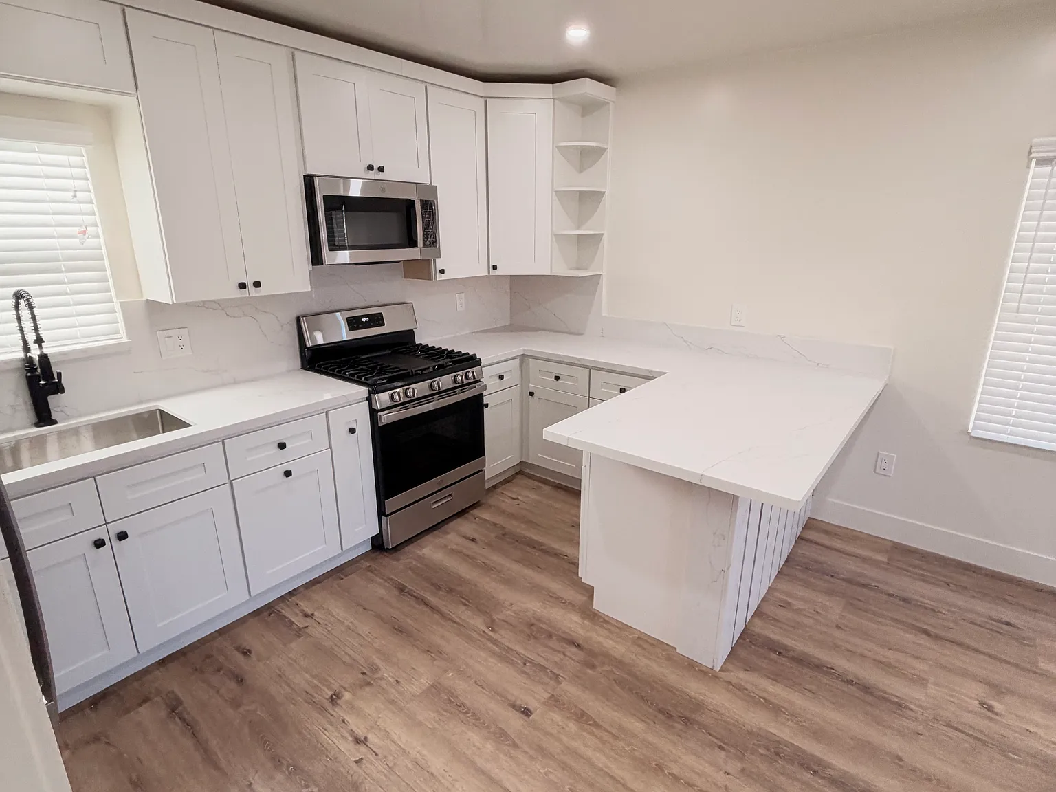 1 bed, 500 sqft, $2,500 — Photo 4