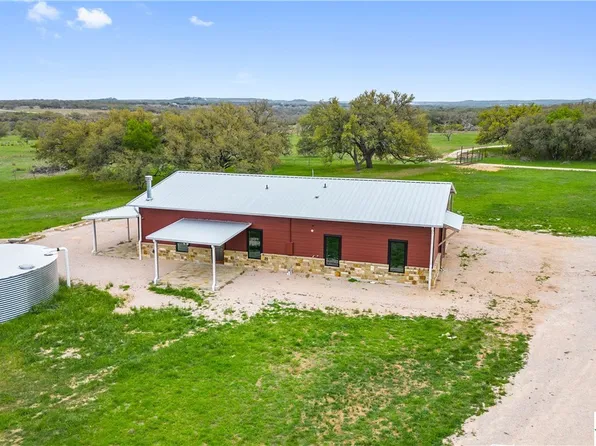 928 Bendele Rd, Johnson City, TX 78636