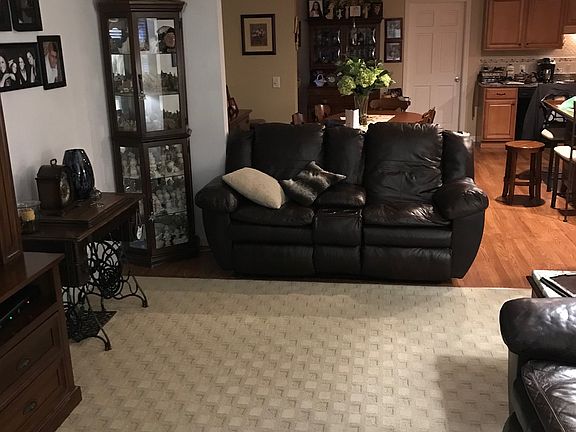 2nd image of 1441 Wilkie Dr