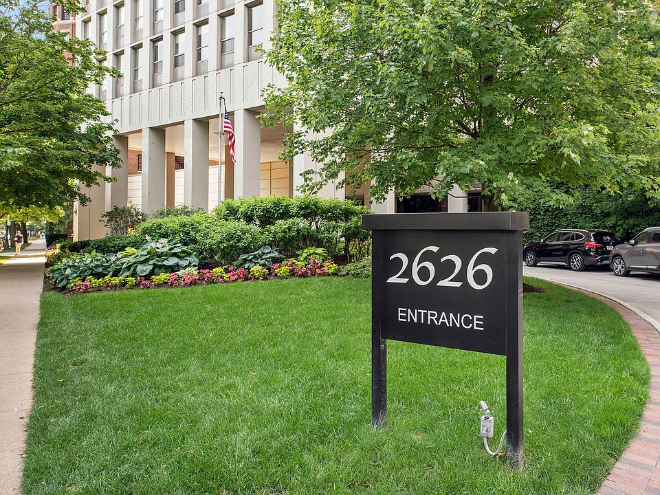 1st image of 2626 N Lakeview Ave APT 2701