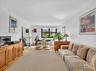 668 Washington St APT 4A, New York, NY 10014