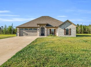 641 Abbey Rd, Caledonia, MS 39740