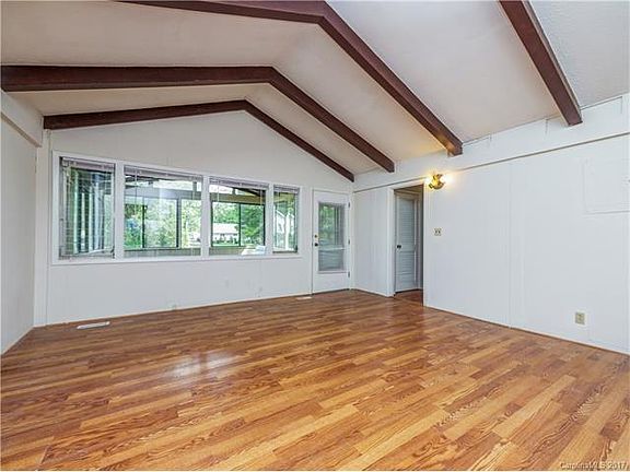 4th image of 7921 Lane Dr