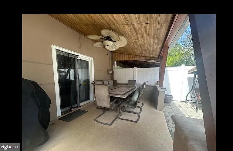355 Avon St — Photo 9