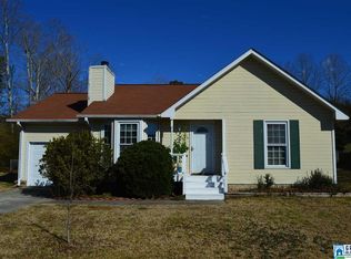 208 Dolphin Cir, Alabaster, AL 35007