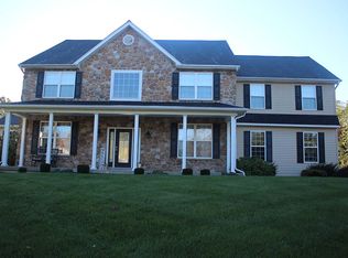 44 Steeple Chase Ln, Royersford, PA