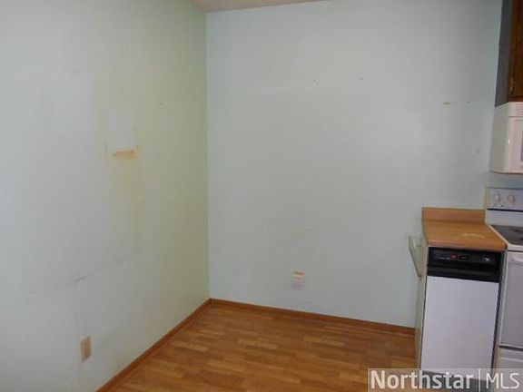 3rd image of 1158 Trailwood N