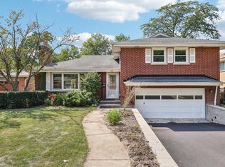 108 S Linden Ave, Elmhurst, IL