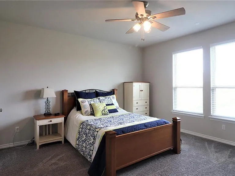 5413 Vanner Path — Photo 11
