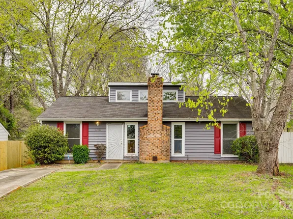 3700 Ashley Hall Dr, Charlotte, NC 28227