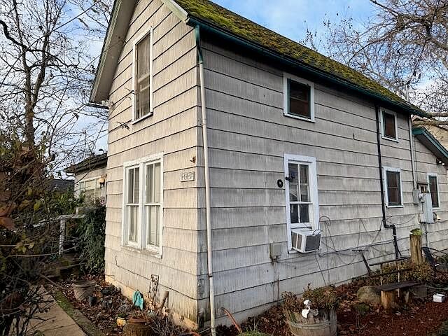 2nd image of 1170 W McAndrews Rd