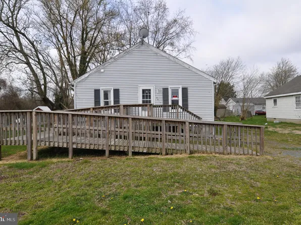 106 1/2 Cherry St, Pocomoke City, MD 21851