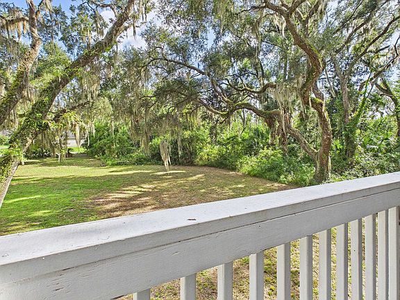 26th image of 117 Davis Dr