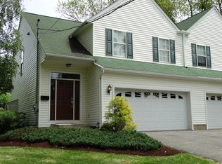 27 King St, Dallas, PA 18612