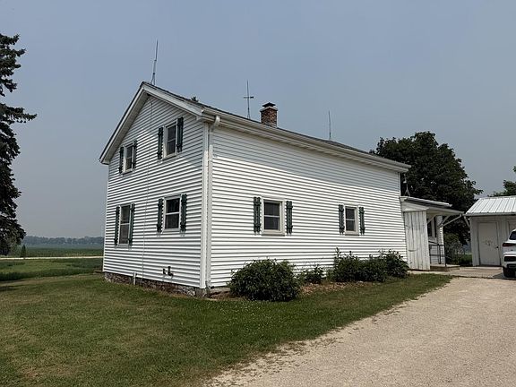2nd image of W2182 Kiel ROAD