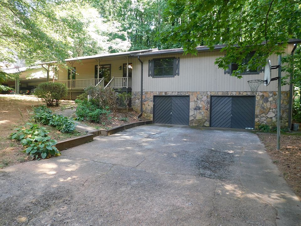 1st image of 440 Buckingham Cir