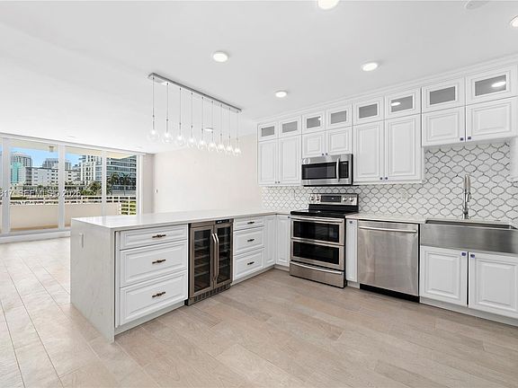 2nd image of 888 Intracoastal Dr APT 2B