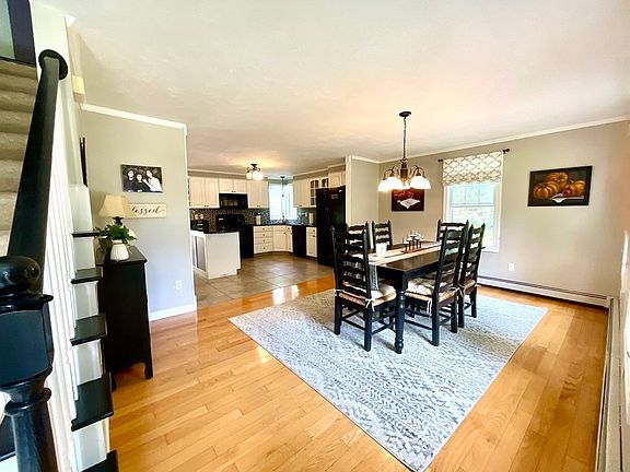 5th image of 45 Wyndham Hill Dr