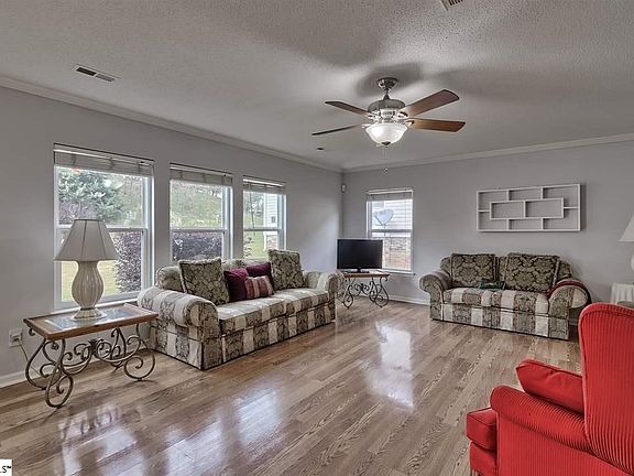 5th image of 462 Etowah Dr