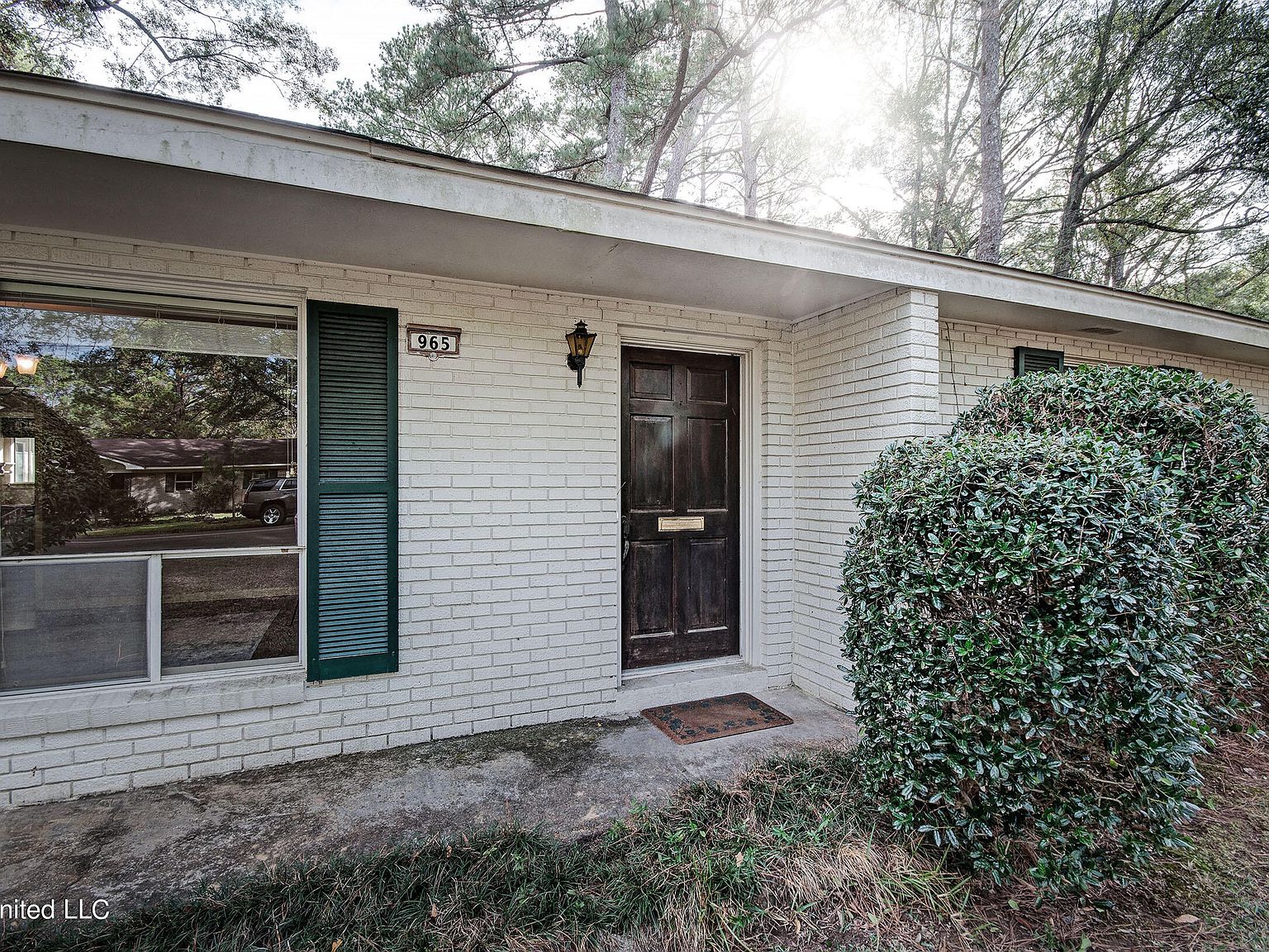 965 Briarwood Dr, Jackson, MS 39211 Zillow