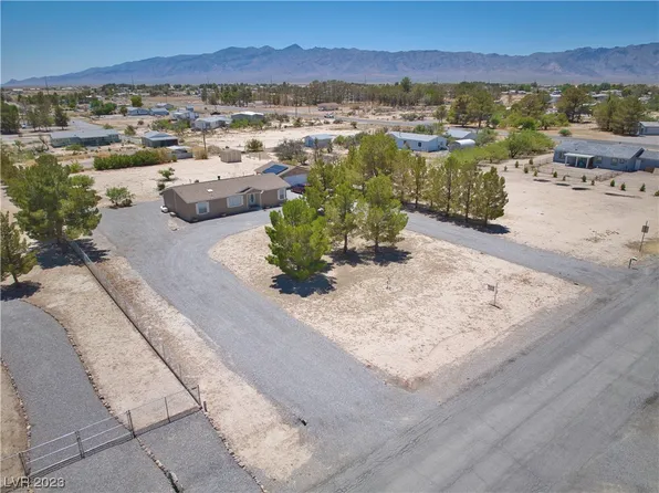 1581 Heritage Dr, Pahrump, NV 89048