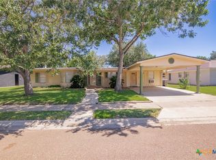 1901 Bon Aire Ave, Victoria, TX 77901