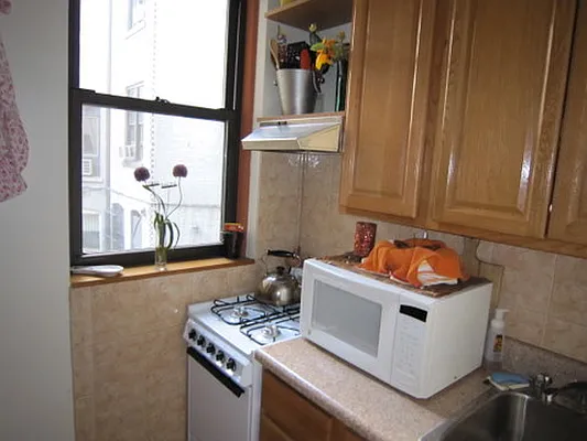 Rented by JK Dansar Corp | media 22