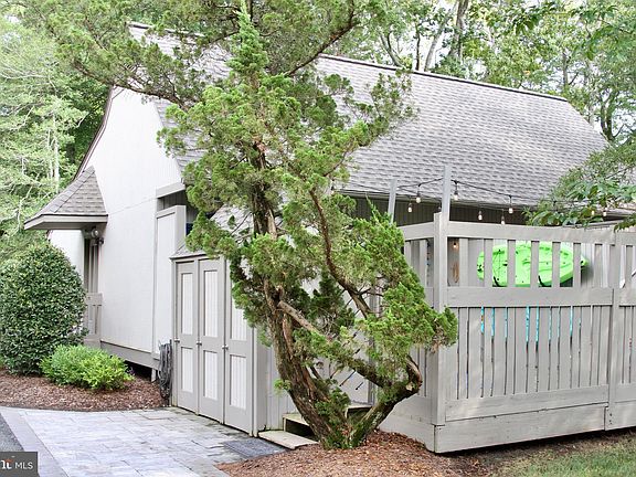 3rd image of 39349 W Pine Ct #1017C