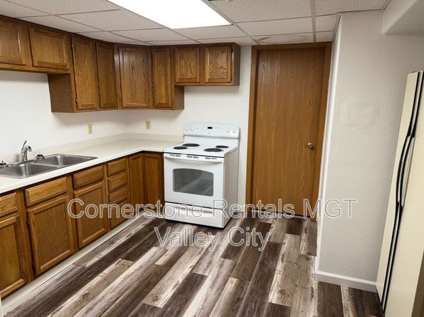 649 8th Ave SW UNIT B