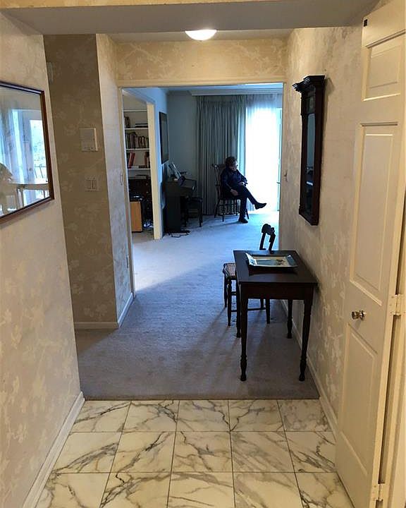 1st image of 333 Oakwood Ave Suite 2H