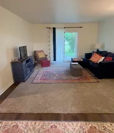 4th image of 5075 River Rd