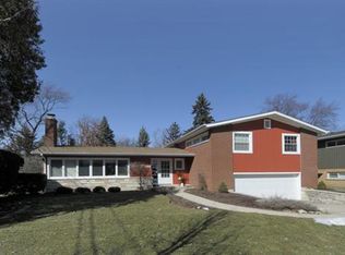 1208 E Fremont St, Arlington Heights, IL