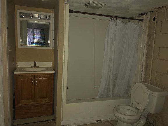 2nd image of 430 Zeigler Ave