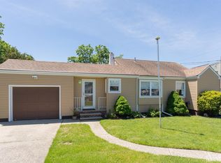 10 Marshall Pl, Sayreville, NJ 08872