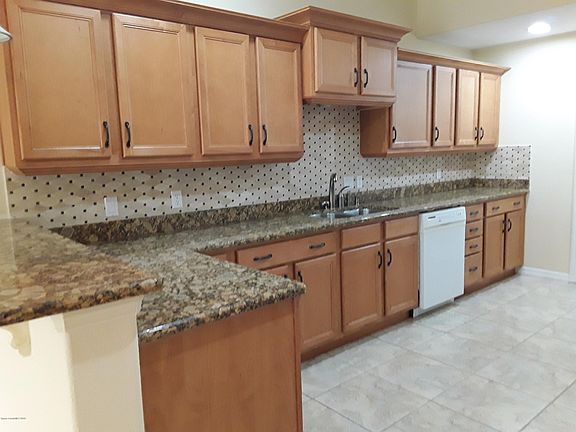 5th image of 1527 Beechfern Dr #16