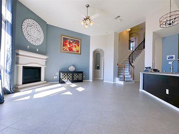 4th image of 9423 Sparrow Creek Ct