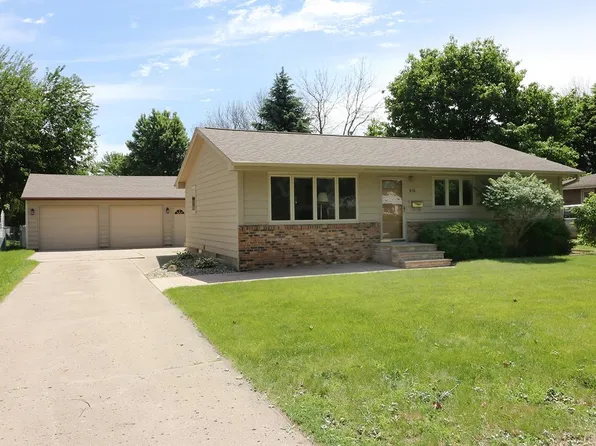 618 4th Ave SE, Spencer, IA 51301