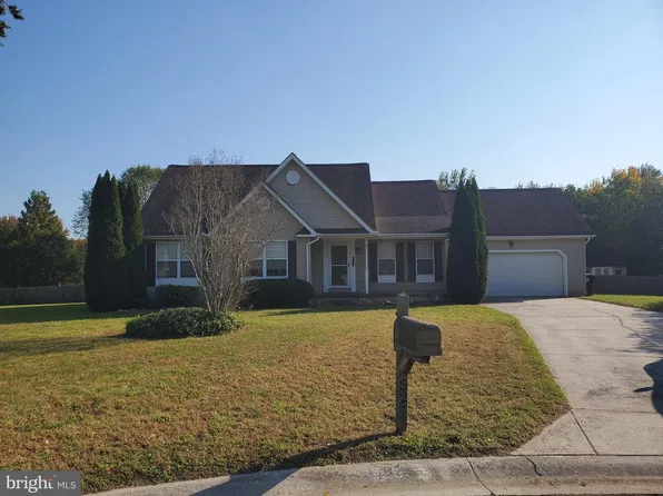 521 Hearthstone Ln, Felton, DE 19943
