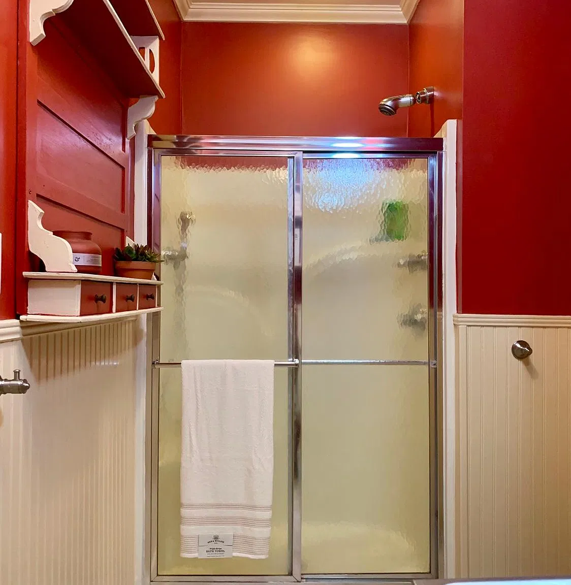 2275 Hazel St — Photo 4